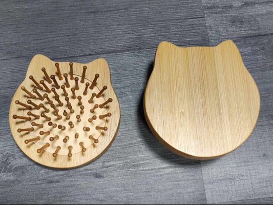 Mini brosse oreille de chat