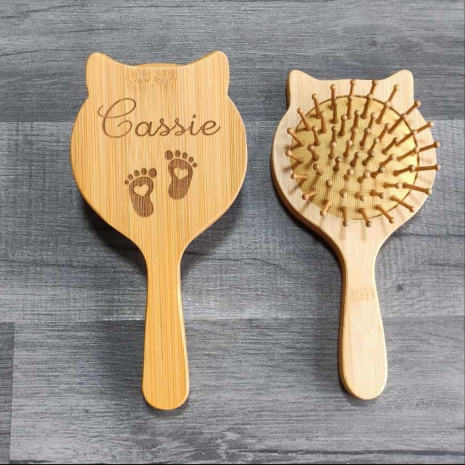 Brosse oreille de chat
