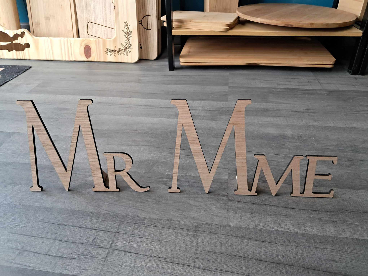 Mr / Mme