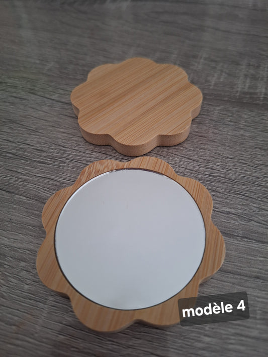 Gravure sur bois miroir de poche