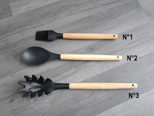 Ustensiles de cuisine en silicone avec manche en bois personnalisable. 3 modèles (brosse huile, cuillère de service et cuillère à pâtes)